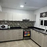 Spacious Flat In Central Muscat